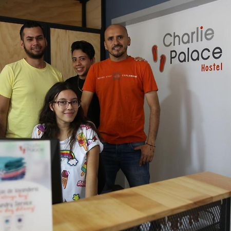 Charlie Palace Hostel Medellin Luaran gambar