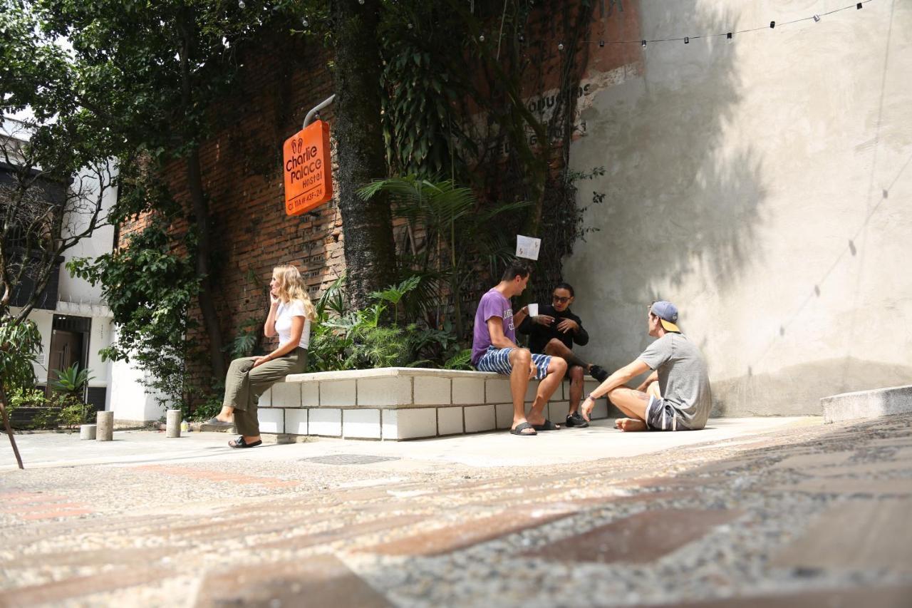 Charlie Palace Hostel Medellin Luaran gambar