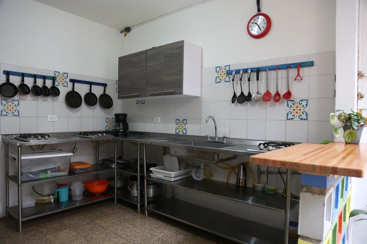 Charlie Palace Hostel Medellin Luaran gambar
